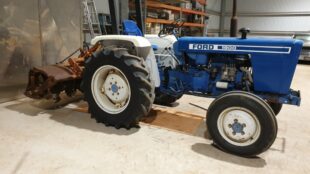 Ford 1900 Tractor Review 2022 (Specs & Price)